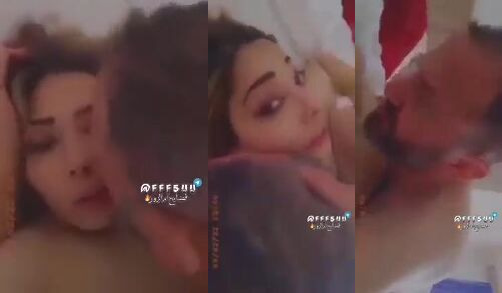 الشرموطة بتتصور وعشيقها راكب فوقها وفاشخها على السرير