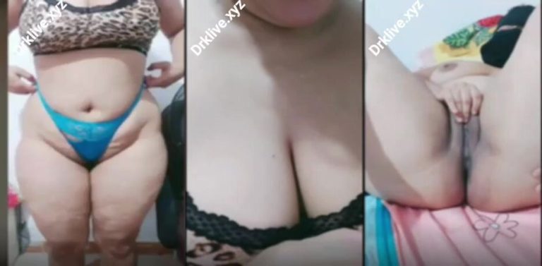فرسة مصرية منقبة فاتحه رجليها ونازله فرك في كسها وتتوجع